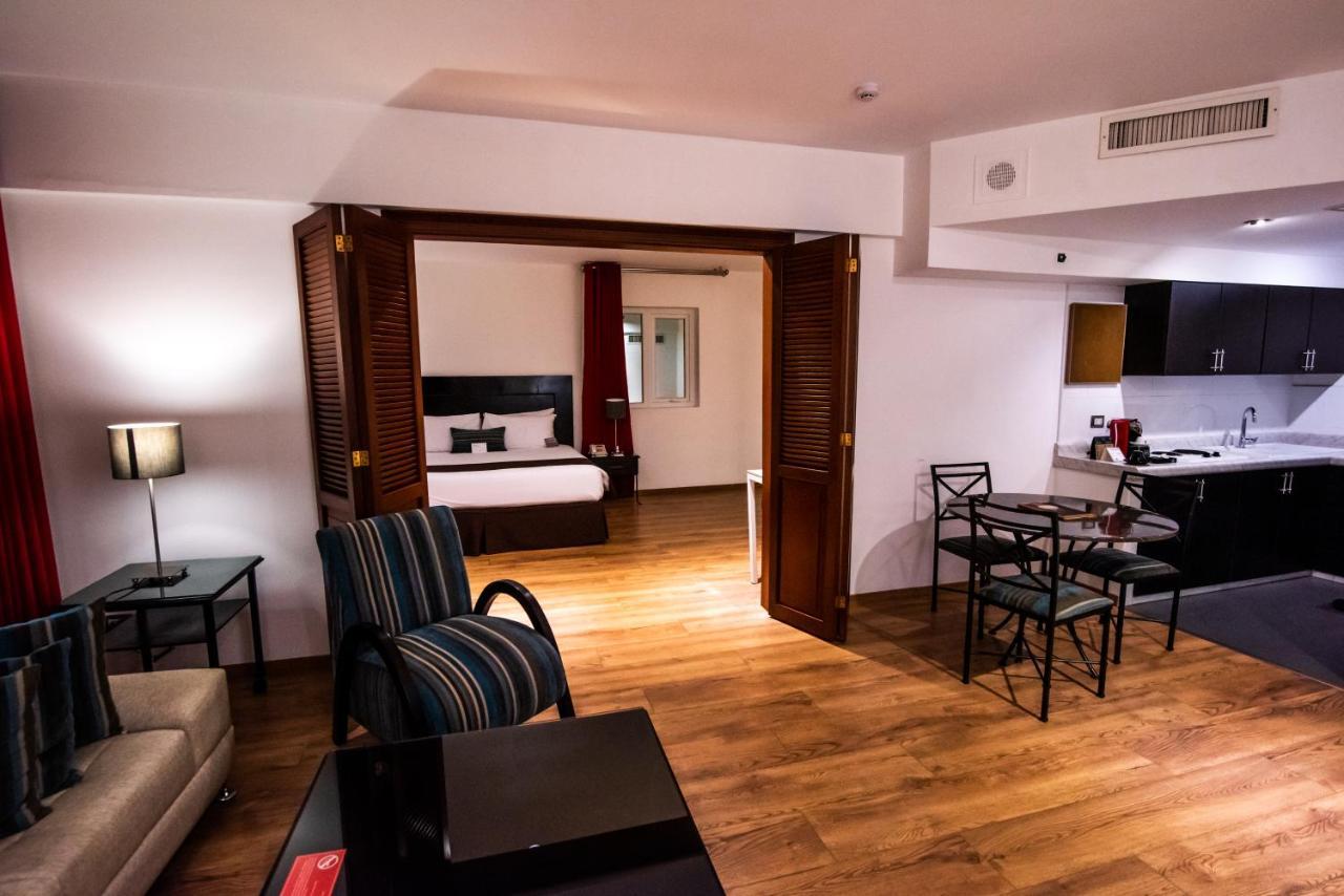 El Polo Apart Hotel & Suites ลิมา ภายนอก รูปภาพ