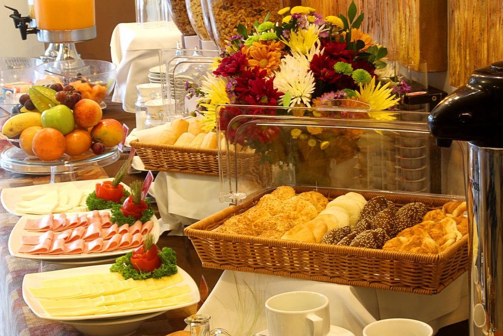 El Polo Apart Hotel & Suites ลิมา ภายนอก รูปภาพ