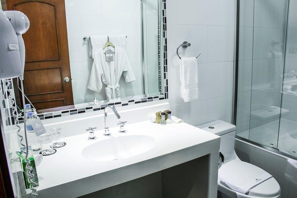 El Polo Apart Hotel & Suites ลิมา ภายนอก รูปภาพ
