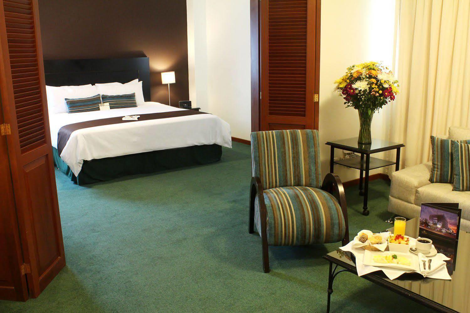 El Polo Apart Hotel & Suites ลิมา ภายนอก รูปภาพ